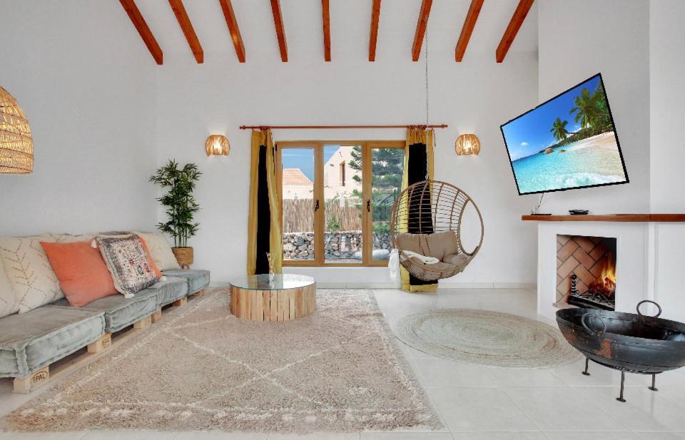 Villa Amrita La Oliva Bagian luar foto